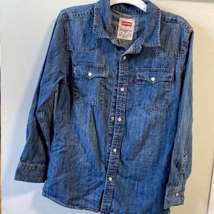 Boys Levi’s button down shirt.